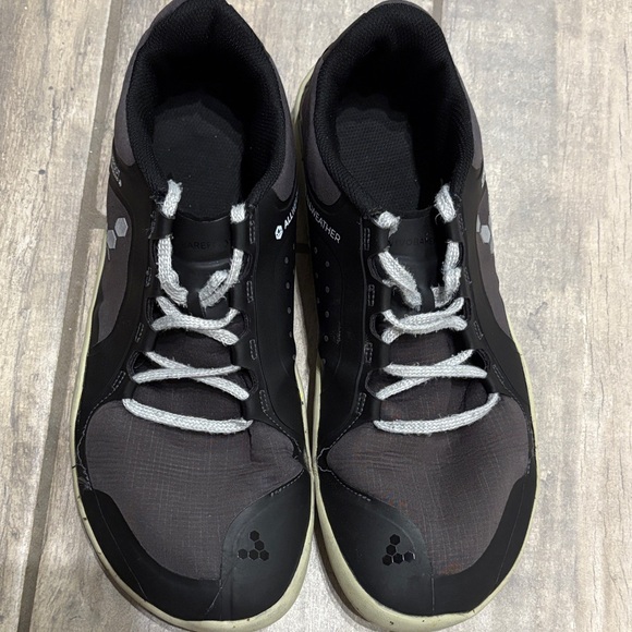 Vivo barefoot Black and Gray Men's Athletic Shoes - Picture 2 of 8
